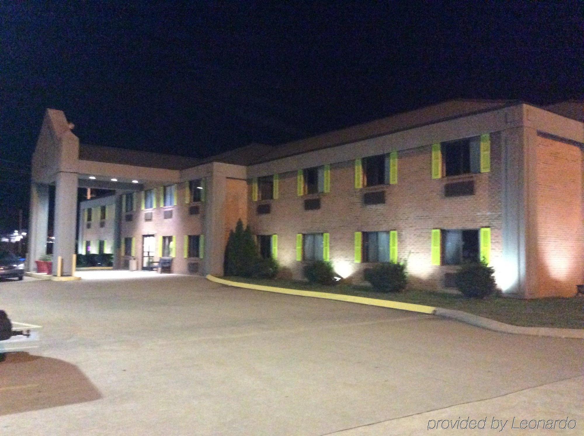 Country Hearth Inn - Bowling Green Exteriör bild